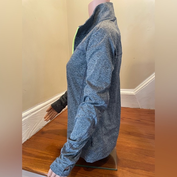 Victoria's Secret Pink 1/4 Zip Pullover Gray w/neon green trim Size Medium - Picture 4 of 6